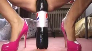 Huge cola bottle fuck and fisting  orgasms