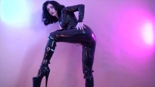 Stunning Latex Catsuit and Brunette of your Dreams